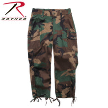 Load image into Gallery viewer, Picture of Rothco woman&#39;s capri pants in woodland camo BDU pattern. Forward facing photo.
