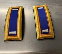 Load image into Gallery viewer, Army dress blue shoulder boards for first lieutenant Aviation front viewe

