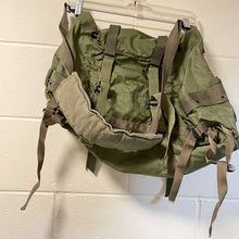 Load image into Gallery viewer, REAR VIEW OF LIGHT WEIGHT RUCK SACK
