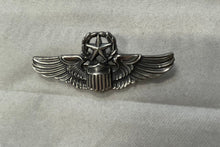 Load image into Gallery viewer, FRONT VIEW OF USAF COMMAND OPILOT WINGS
