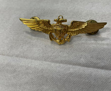 Load image into Gallery viewer, FRONT OF GOLD COLOR NAVAL AVIATOR WINGS
