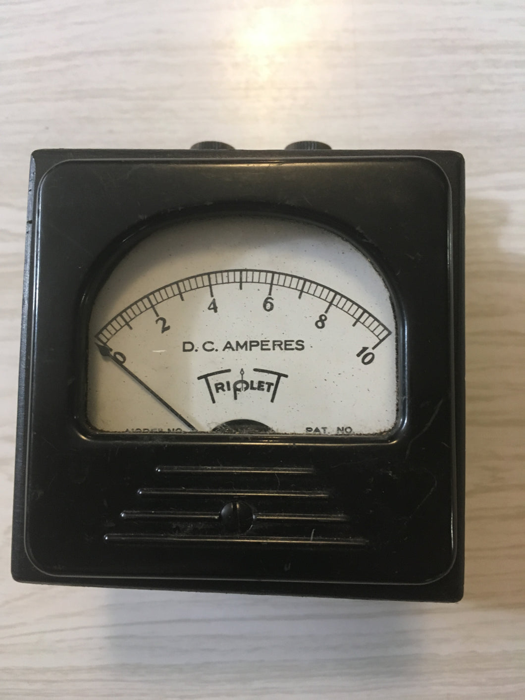 Vintage Triplett dc amperes meter model 327A Top Attach