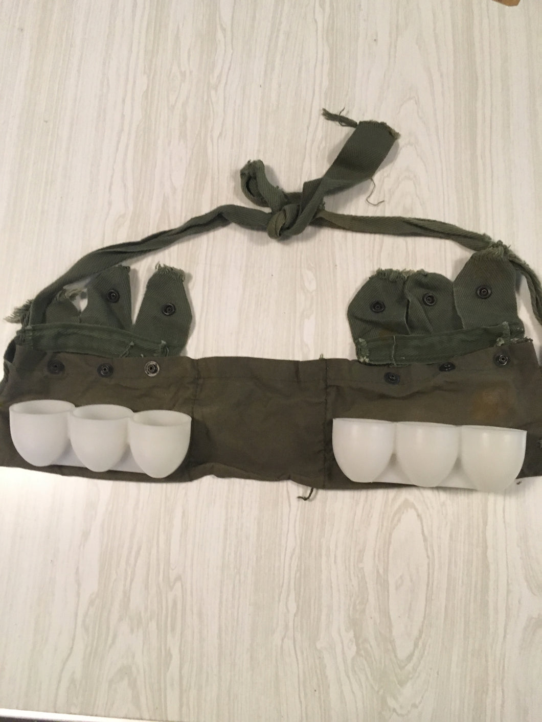 1970'S Vietnam Era U.S. 40 MM Bandoleer With Egg Crates WITHOUT Spent Rounds ~Some Fraying/Used