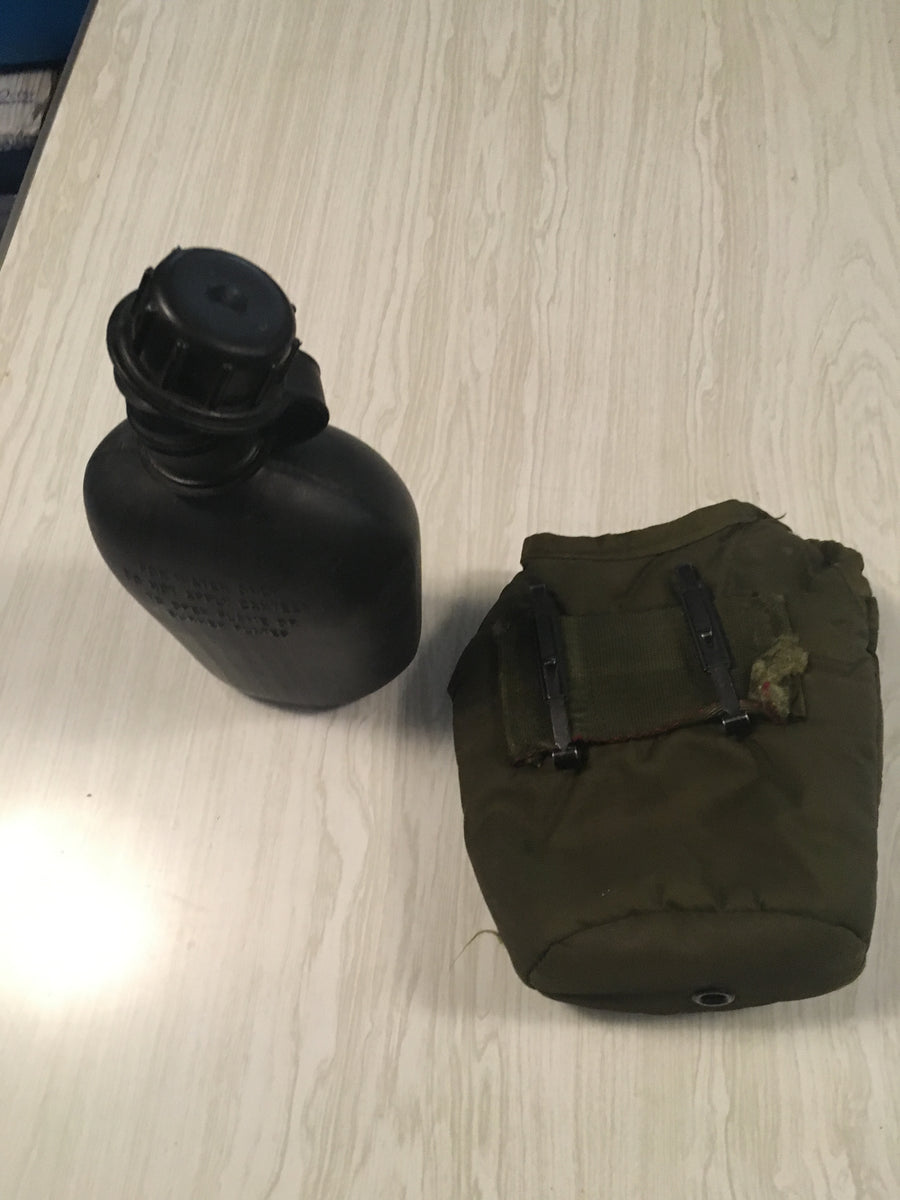 1976 Canteen With Vintage Alice Clip Canteen Cover/No Leaks/ Cover Sna ...