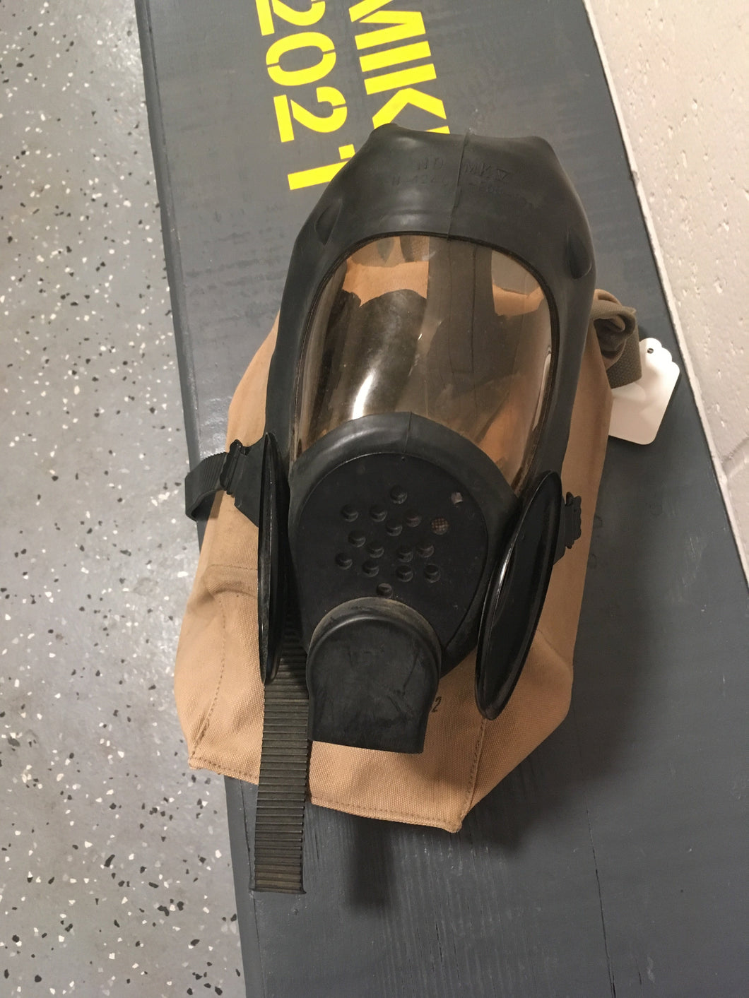 Unissued USN ND Mark 5 Gas Mask~Without Filters