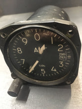 Load image into Gallery viewer, Used Vintage 1970 Cessna Altimeter/ Part # C661011-0105/5932-0105~United Instruments
