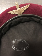 Load image into Gallery viewer, BRITISH ARMY MAROON PARACHUTE REGIMENT BERET &AMP; CAP BADGE
