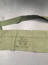 Load image into Gallery viewer, 1982 Unissued .30 Cal 6 8 Round Clips Bandoleer in Both English and South Korean
