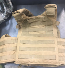 Load image into Gallery viewer, medium LBT plate carrier back view
