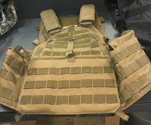 Load image into Gallery viewer, Front of Large LBT plate carrier
